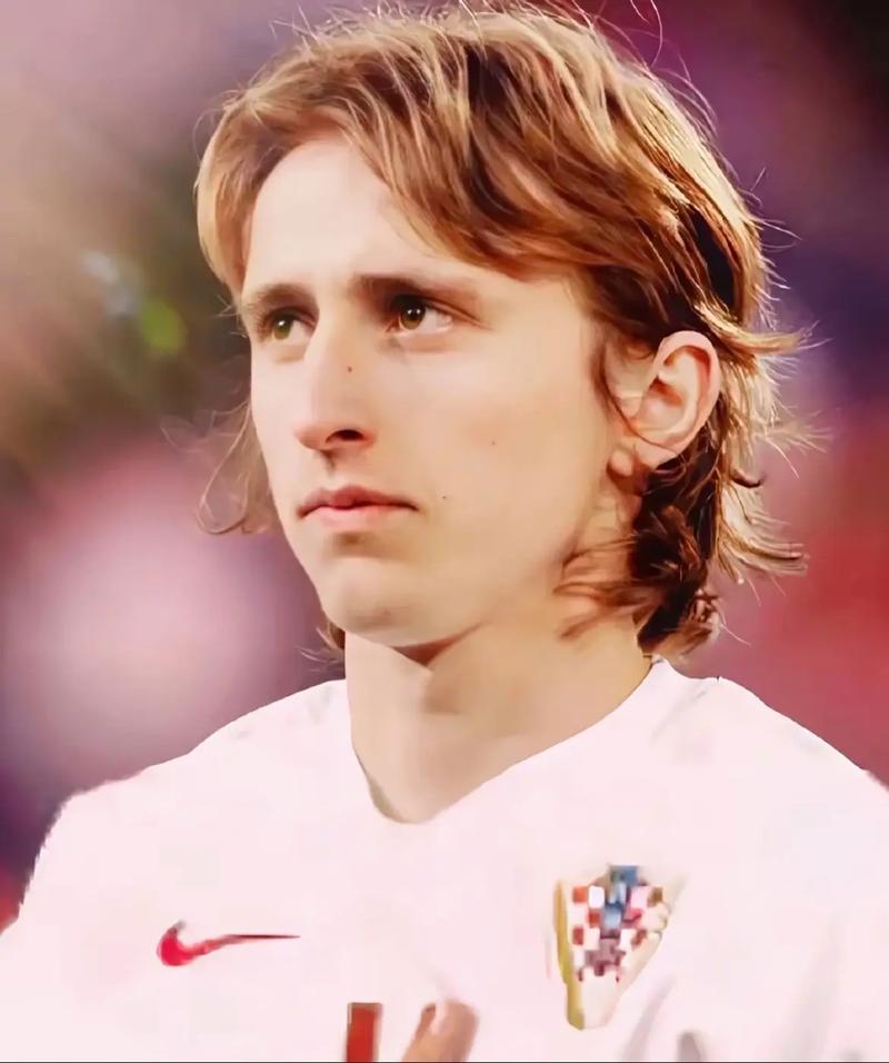 官方：现年36岁的前瑞典国脚、尤文旧将埃克达尔宣布退役